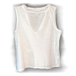 Honey Punch White distressed Sleeveless Tee Shirt Small‎